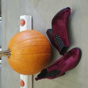 MUSSE & CLOUD BOOTIES